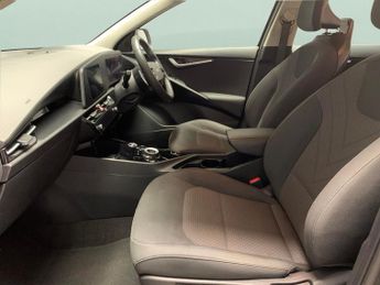 Kia Niro 64.8kWh 2 (201 bhp) - CRUISE - PADDLE SHIFT - 17IN ALLOYS