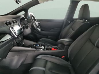 Nissan Leaf 39kWh Tekna (150 ps) - LED - REVERSE CAM - NAV