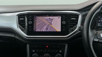 Volkswagen T-Roc 1.5 TSI EVO Active DSG (150 ps) - ADAPT CRUISE - NAV - CARPLAY