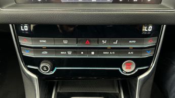 Jaguar XF 2.0d R-Sport Sportbrake (180 ps) - CARPLAY - NAV - HEATED SEATS