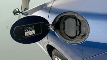 Jaguar F-PACE 2.0 P400e 17.1kWh R-Dynamic HSE Plug-in AWD (404 ps) - NAV