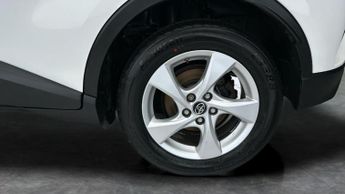 Toyota C-HR 1.8 VVT-h Icon CVT (122 ps) - 17IN ALLOYS - AIR CON - KEYLESS ST