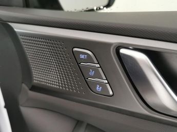 Hyundai Ioniq 38.3kWh Premium SE (136 ps) - HEAT AND COOL SEATS - LED - REVERS