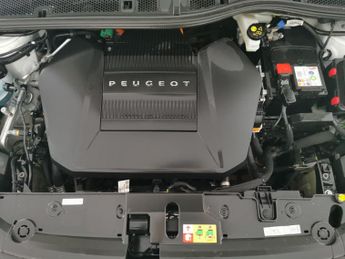 Peugeot E-208 50kWh GT Premium (136 ps) - REVERSE CAM - ALCANTARA - NAV