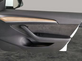 Tesla Model 3 (Dual Motor) Long Range 4WDE (346 ps) - ADAPT CRUISE - ACTIVE LA