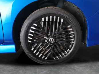 Nissan Leaf 39kWh Tekna (150 ps) - LED - REVERSE CAM - NAV