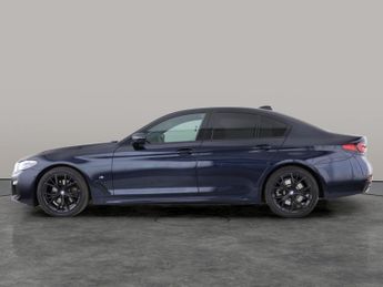 BMW 5 Series 2.0 520d MHT M Sport Steptronic (190 ps) - LED - NAV - ACOUSTIC 