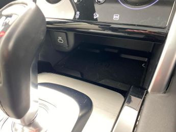 Land Rover Discovery Sport 1.5 P300e 12.2kWh R-Dynamic SE Plug-in 4WD (309 ps) - REVERSE CA