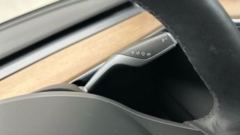 Tesla Model 3 Standard Range Plus RWD (241 bhp) - LED - REVERSE CAM - NAV