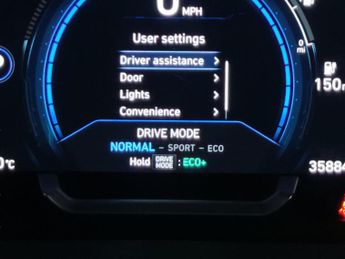 Hyundai Ioniq 38.3kWh Premium SE (136 ps) - HEAT AND COOL SEATS - LED - REVERS