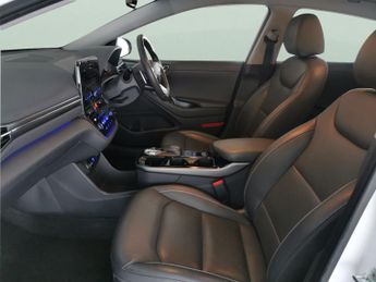 Hyundai Ioniq 38.3kWh Premium SE (136 ps) - HEAT AND COOL SEATS - LED - REVERS