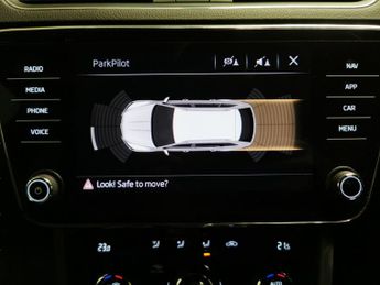 Skoda Superb 1.5 TSI ACT SportLine DSG (150 ps) - XENONS - SMARTLINK - ALCANT