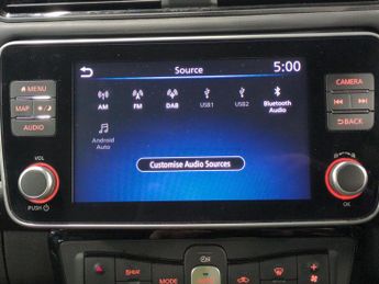 Nissan Leaf 39kWh Tekna (150 ps) - LED - REVERSE CAM - NAV