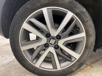 Seat Mii 36.8kWh (83 ps) - SD CARD MEDIA INPUT - PARK SENSORS