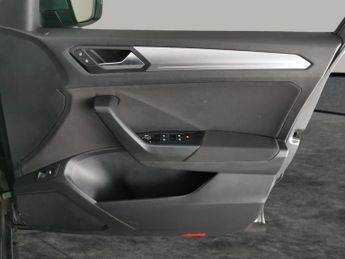 Volkswagen T-Roc 1.5 TSI EVO Active DSG (150 ps) - LED - HEATED SEATS - BLUETOOTH