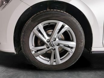 Volkswagen Polo 1.0 TSI R-Line DSG (95 ps) - BLUETOOTH - DIGITAL DASH - PADDLE S