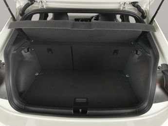 Volkswagen Polo 1.0 TSI R-Line DSG (95 ps) - BLUETOOTH - DIGITAL DASH - PADDLE S