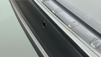 Mercedes-Benz GLA 1.3 GLA250e 15.6kWh Exclusive Edition Plug-in 8G-DCT (218 ps) - 