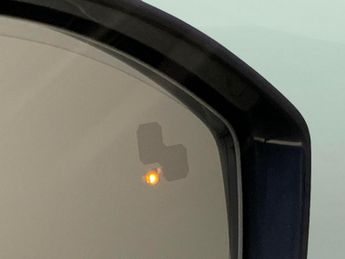 Land Rover Range Rover Evoque 2.0 D180 R-Dynamic HSE 4WD (180 ps) - LED - MERIDIAN AUDIO - REV