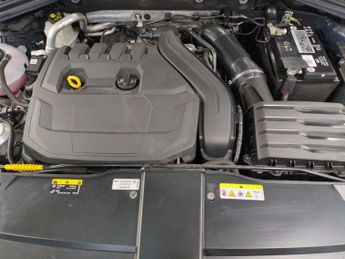 Volkswagen T-Roc 1.5 TSI EVO Active DSG (150 ps) - LED - HEATED SEATS - BLUETOOTH