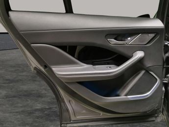 Jaguar I-PACE 400 90kWh HSE 4WD (400 ps) - CARPLAY - KEYLESS ENTRY - LED