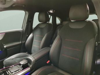 Mercedes-Benz EQA EQA 250 66.5kWh AMG Line (190 ps) - NAV - ADAPTIVE LIGHTS - MIRR