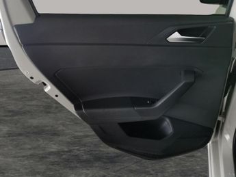 Volkswagen Polo 1.0 TSI R-Line DSG (95 ps) - BLUETOOTH - DIGITAL DASH - PADDLE S