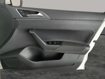 Volkswagen Polo 1.0 TSI R-Line DSG (95 ps) - BLUETOOTH - DIGITAL DASH - PADDLE S