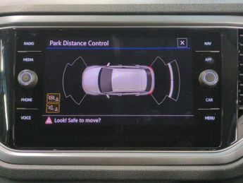 Volkswagen T-Roc 1.5 TSI EVO Active DSG (150 ps) - LED - HEATED SEATS - BLUETOOTH