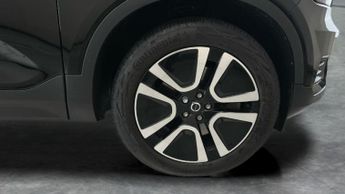 Volvo XC40 1.5h T4 Recharge 10.7kWh Core Plug-in (211 ps) - CLIMATE CONTROL