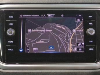 Volkswagen T-Roc 1.5 TSI EVO Active DSG (150 ps) - LED - HEATED SEATS - BLUETOOTH