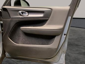 Volvo XC40 2.0 D4 R-Design Pro AWD (190 ps) - PARK ASSIST - LED - HEATED SE