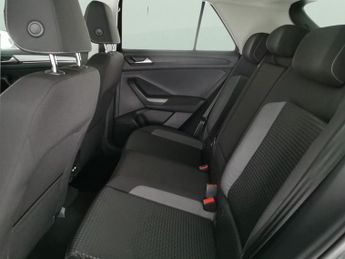 Volkswagen T-Roc 1.5 TSI EVO Active DSG (150 ps) - LED - HEATED SEATS - BLUETOOTH