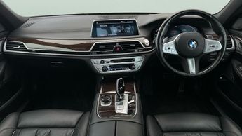 BMW 7 Series 3.0 730d MHT M Sport (286 ps) - SOFT CLOSE DOORS - HEATED SEATS