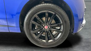 Jaguar F-PACE 2.0 D180 R-Sport (180 ps) - REVERSE CAM - NAV - HEATED SEATS