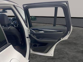 BMW iX3 80kWh Premier Edition Pro (286 ps) - HK AUDIO - DRIVING ASSISTAN