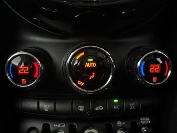 Mini Electric Hatch Cooper SE 32.6kWh Level 1 (184 ps) - CARPLAY - LED - NAV