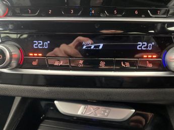 BMW iX3 80kWh Premier Edition Pro (286 ps) - HK AUDIO - DRIVING ASSISTAN