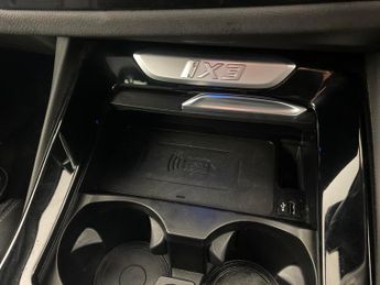 BMW iX3 80kWh Premier Edition Pro (286 ps) - HK AUDIO - DRIVING ASSISTAN