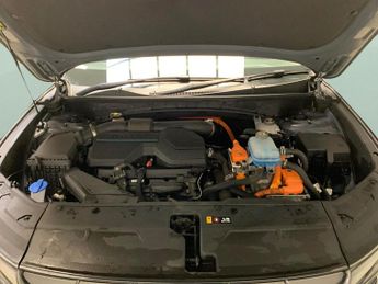 Hyundai Tucson 1.6 h T-GDi 13.8kWh Premium Plug-in 4WD (265 ps) - HEATED SEATS