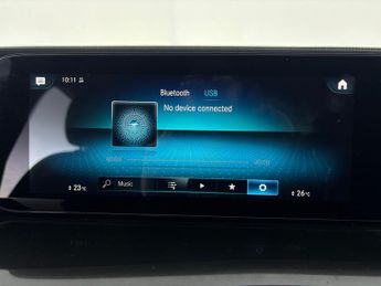 Mercedes-Benz EQC EQC 400 80kWh Sport 4MATIC (408 ps) - HEATED LEATHER - MIRROR PA