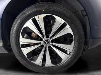 Mercedes-Benz EQC EQC 400 80kWh Sport 4MATIC (408 ps) - HEATED LEATHER - MIRROR PA