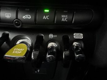 Mini Electric Hatch Cooper SE 32.6kWh Level 1 (184 ps) - CARPLAY - LED - NAV