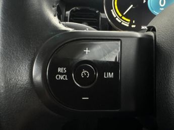 Mini Electric Hatch Cooper SE 32.6kWh Level 1 (184 ps) - CARPLAY - LED - NAV