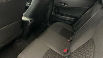 Toyota C-HR 1.8 VVT-h Design CVT (122 ps) - HEATED SEATS - LANE DEPARTURE AL