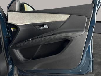 Peugeot 3008 1.6 13.2kWh GT Premium Plug-in e-EAT (225 ps) - LED - REVERSE CA