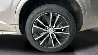 Volvo XC90 2.0 B5 MHEV Momentum 4WD (235 ps) - LED - HEATED SEATS - DRIVER 