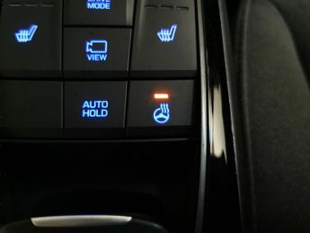 Hyundai Ioniq 38.3kWh Premium (136 ps) - REVERSE CAM - NAV - HEATED SEATS