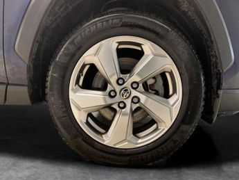 Toyota RAV4 2.5 VVT-h Excel CVT (218 ps) - HEATED SEATS - NAV - HEATED STEER