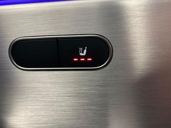 Mercedes-Benz A Class 1.3 A250e 15.6kWh AMG Line Edition (Executive) Plug-in 8G-DCT (2